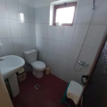 Vila Restaurant Laura Otel Voskopojë