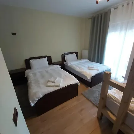 Vila Restaurant Laura Otel 2*